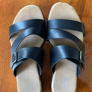 NIB Black Strappy Sandals